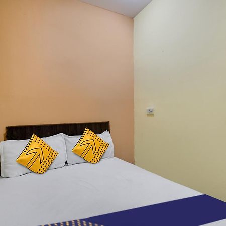 Spot On Hotel Sai Ashirwad Residency Hyderabad Exteriör bild